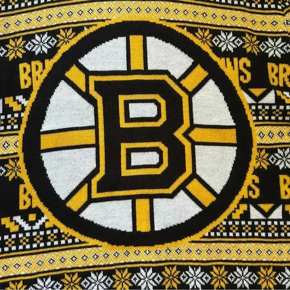 Boston Bruins Holiday Christmas Sweater Size Medium Snowflakes - Picture 2 of 3